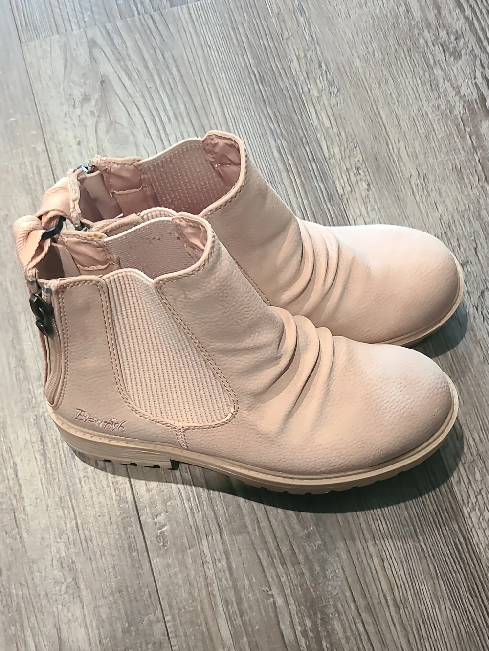 Blowfish Malibu Girl's Redsen-K Sweet Blush Saddle Rock Size 1.5